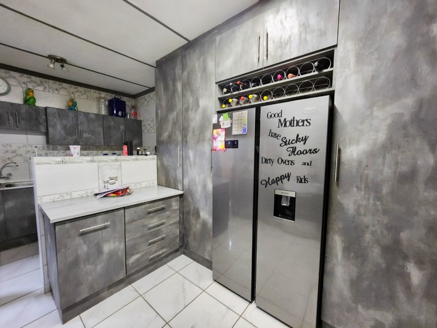 4 Bedroom Property for Sale in Stilfontein Ext 4 North West